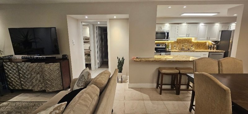 Apartment for rent at Del Prado South Tower 602