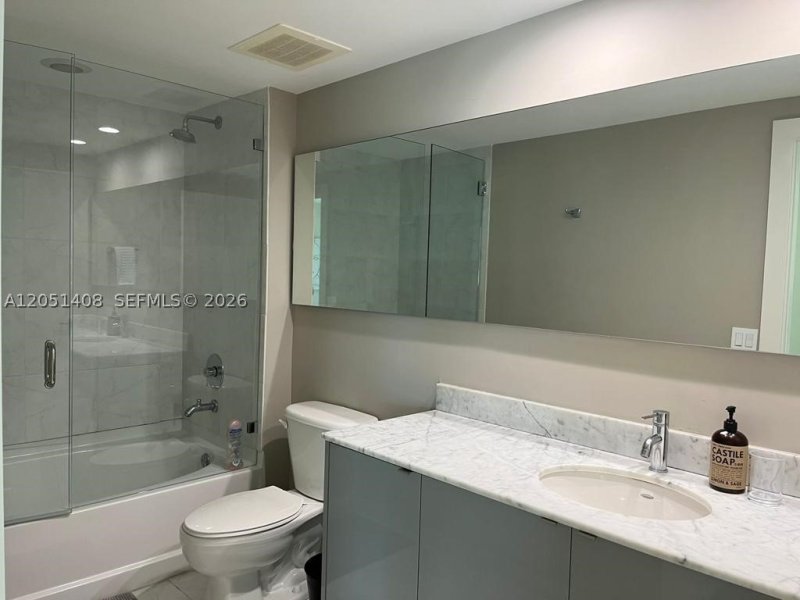 Apartment for rent at The Plaza Tower II 1706