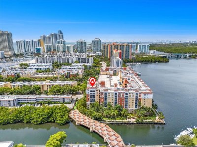 Comprar apartamento no Porto Bellagio 2814