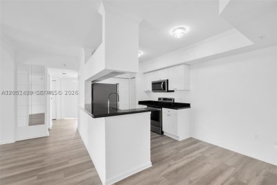 Comprar apartamento no Porto Bellagio 2814
