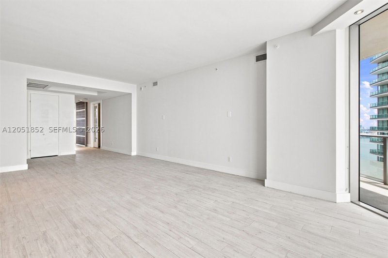 Apartment for rent at Brickell House Condo 3804
