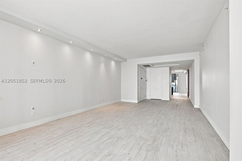Apartment for rent at Brickell House Condo 3804