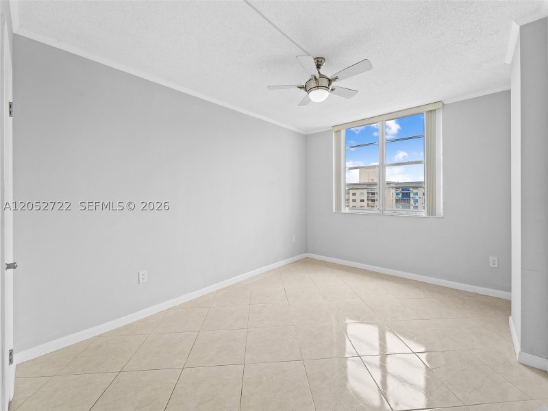 Apartment for rent at Arlen House 1421