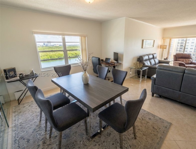 Apartment for rent at Arlen House 1421