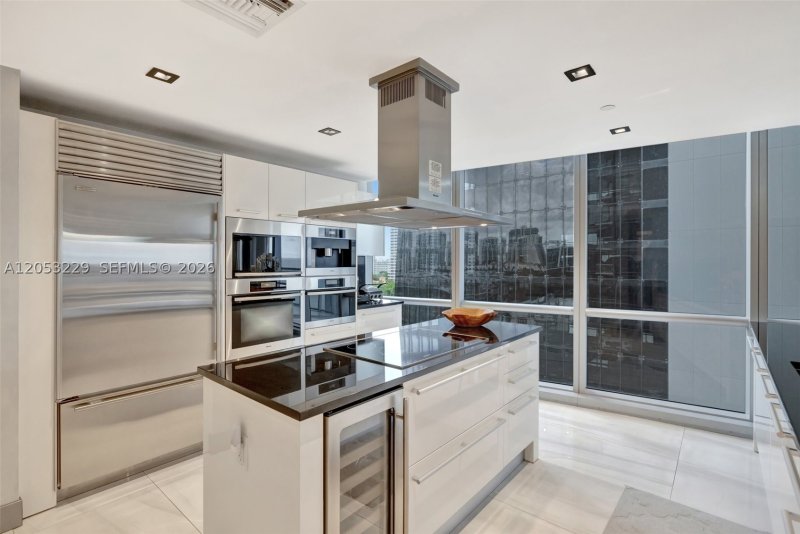 Apartment for rent at Jade Ocean 808