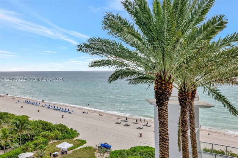 Apartment for rent at Jade Ocean 808