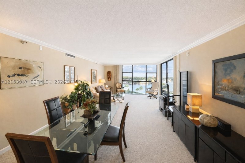 Condo for sale at Waterview 1033