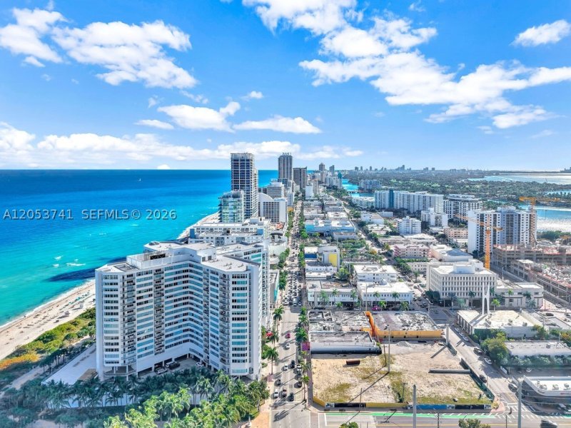 Condo for sale at Burleigh House 435