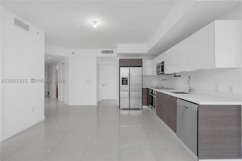Apartment for rent at Brickell Ten 1003