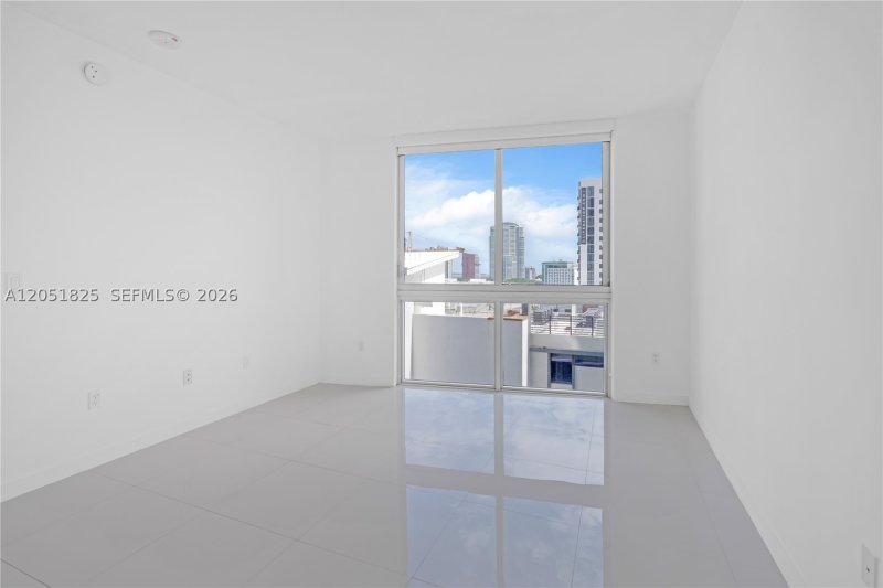 Apartment for rent at Brickell Ten 1003