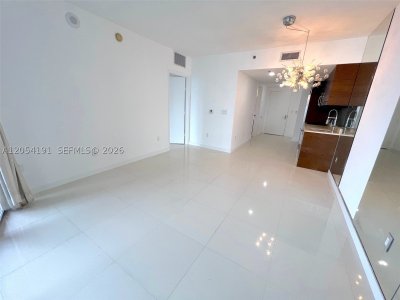 Comprar apartamento no Icon Brickell Tower II 4208