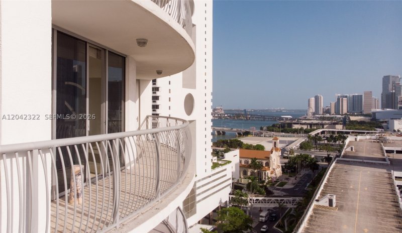 Condo for sale at Opera Tower 1814