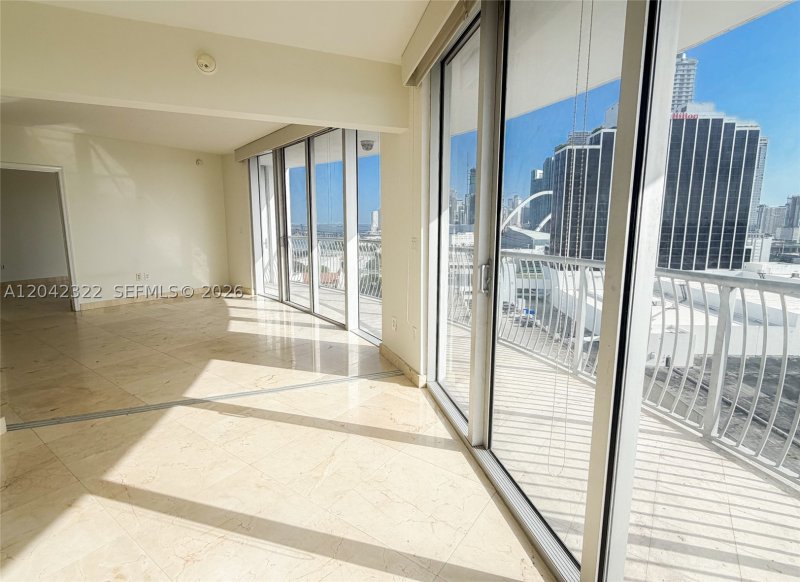 Condo for sale at Opera Tower 1814