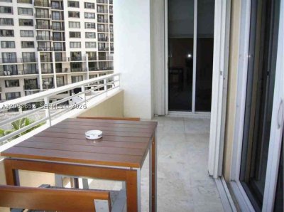 Comprar apartamento en Two Tequesta Point 606