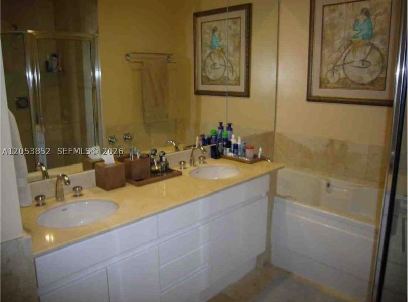 Comprar apartamento en Two Tequesta Point 606