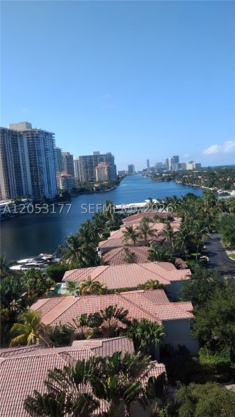 Comprar apartamento no Ocean View 1014