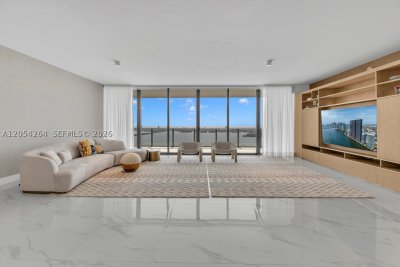 Alquiler de apartamento en Aria Reserve Miami 5502