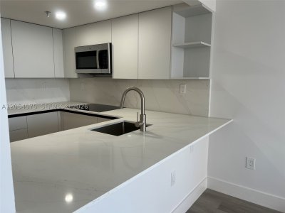 Brickell Key Two Apt #1022