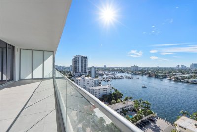 Comprar apartamento en Selene Oceanfront Residences 1803