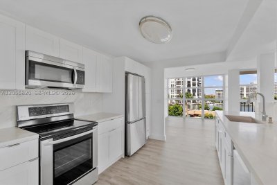 Comprar apartamento no 200 Leslie 631