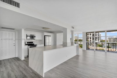 Comprar apartamento no 200 Leslie 631