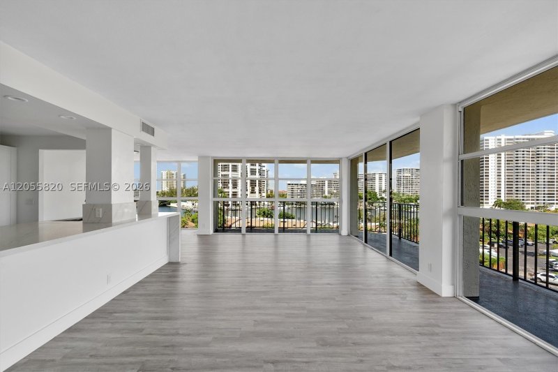 Condo for sale at 200 Leslie 631