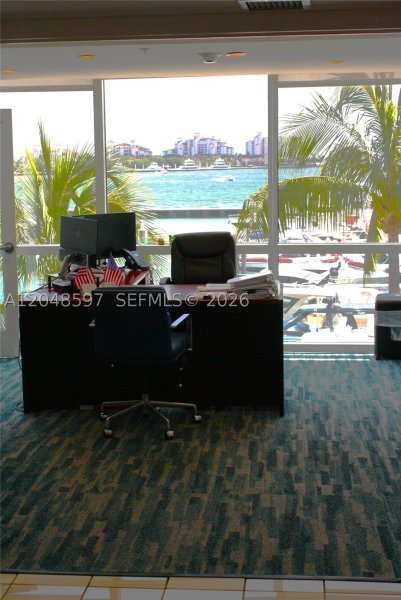 Comprar apartamento no Yacht Club at Portofino