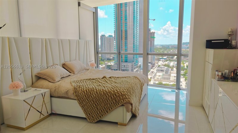 Alquiler de apartamento en Marquis 2106