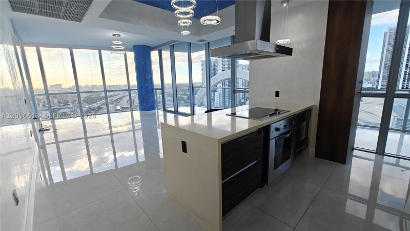 Property photo # 0