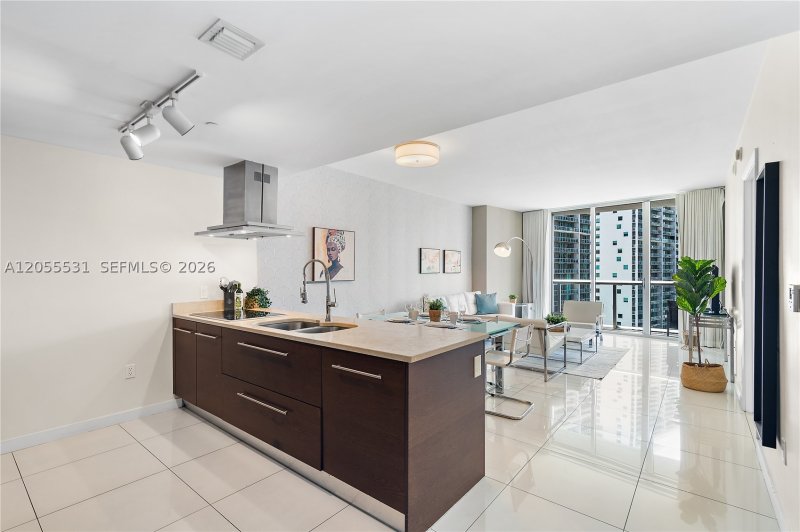 Condo for sale at Icon Brickell Viceroy 2306