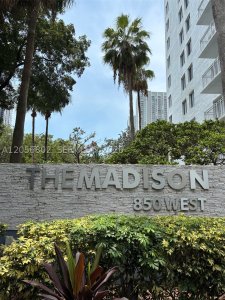 Madison Miami Apt #W-406