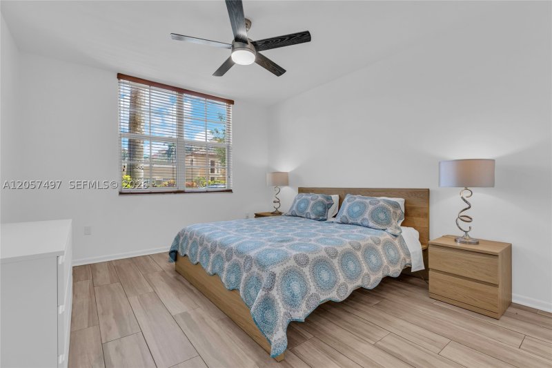 Property photo # 9