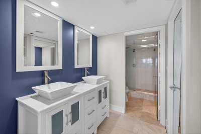 Aluguel de apartamento no The Tower at Port Royale 1205