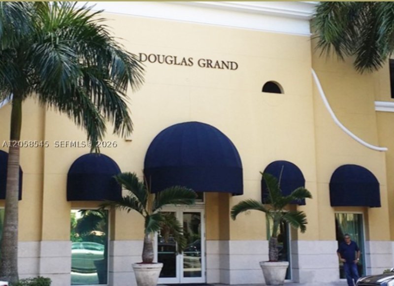 Apartment for rent at Douglas Grand 620
