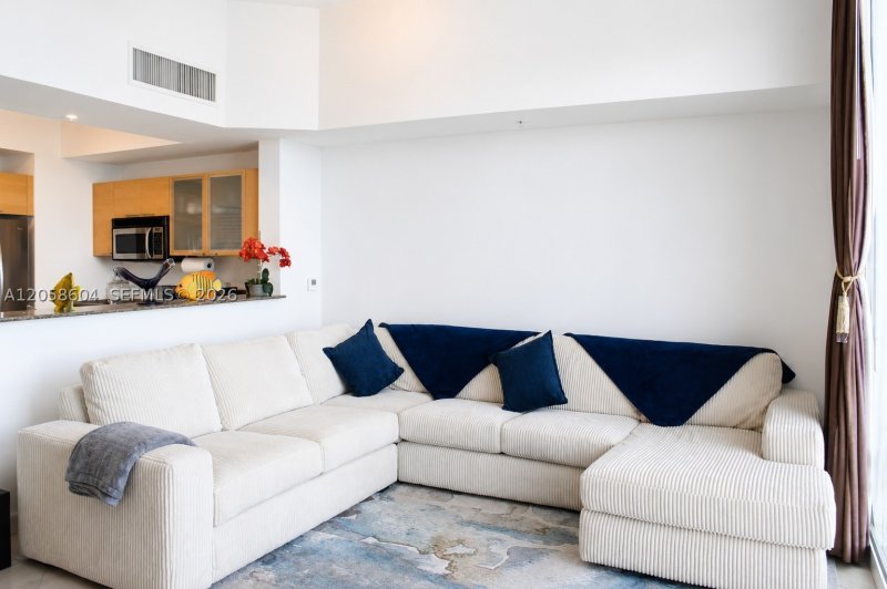Alquiler de apartamento en La Perla 1003
