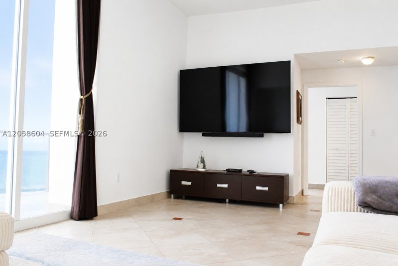 Alquiler de apartamento en La Perla 1003