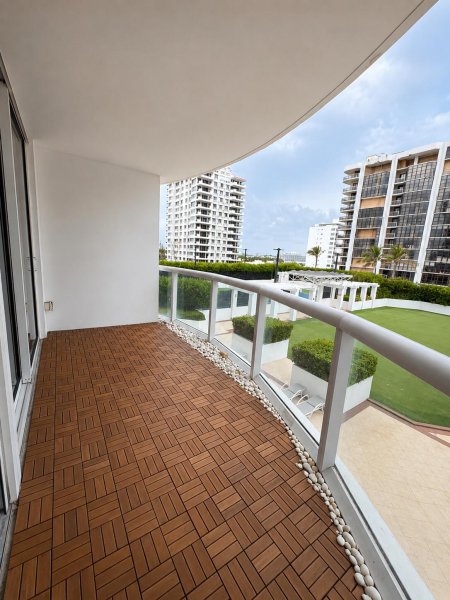 Apartment for rent at Akoya 811