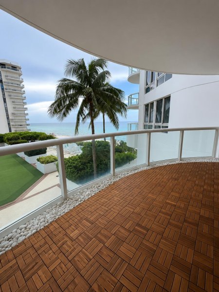 Apartment for rent at Akoya 811