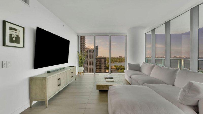 Comprar apartamento en One Paraiso 2206