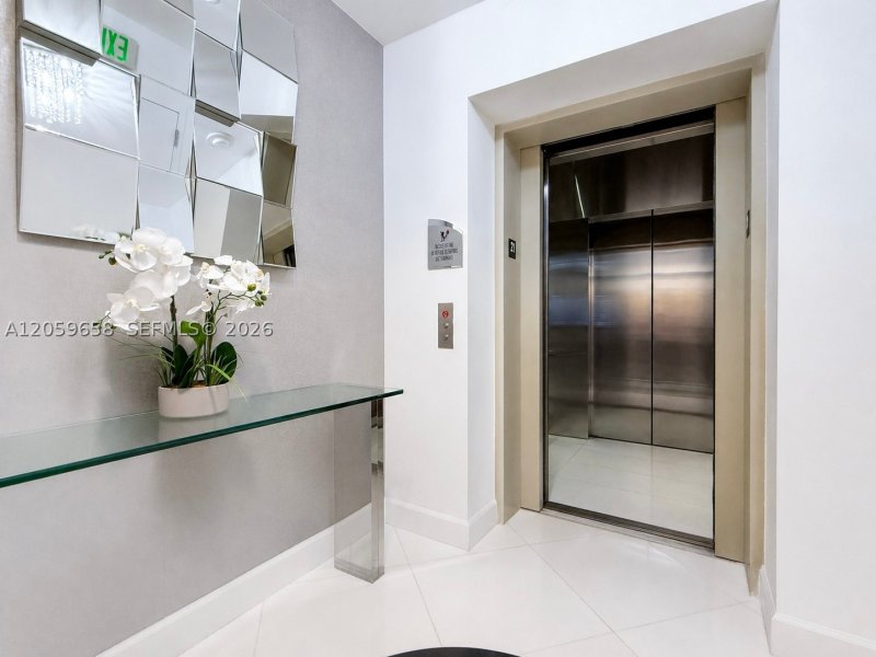 Alquiler de apartamento en Jade Ocean 2108