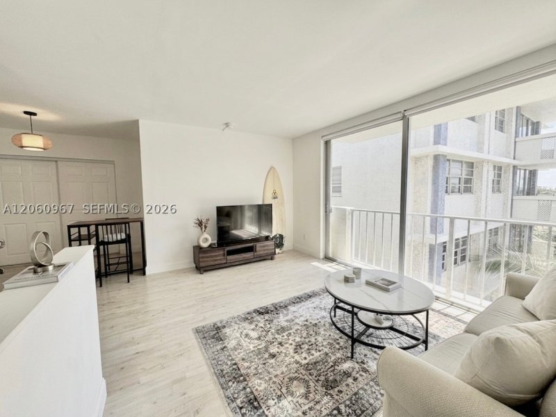 Property photo # 6