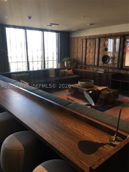 Apartment for rent at Hyde Midtown 914