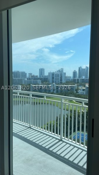 Condo for sale at Duo Condo 1605E