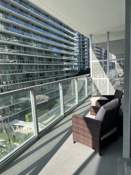 Condo for sale at Axis on Brickell South Tower 1511-S