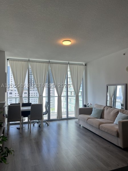 Condo for sale at Axis on Brickell South Tower 1511-S