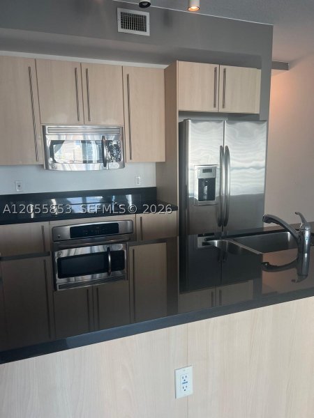 Condo for sale at Axis on Brickell South Tower 1511-S