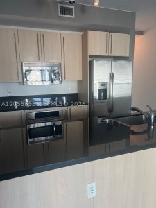 Comprar apartamento no Axis on Brickell South Tower 1511-S