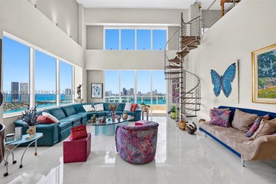 Comprar apartamento no Aventura Marina II UPH14