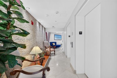 Comprar apartamento no Aventura Marina II UPH14