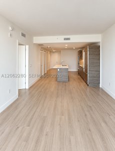 Comprar apartamento en Icon Bay 906